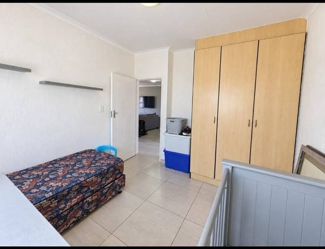 2 BEDROOM TOWNHOUSE FOR SALE IN BRACKENHURST
